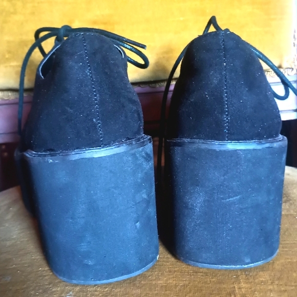 ASOS MEGA Wide Fit Lace Up Chunky Heel Shoes - Picture 4 of 7